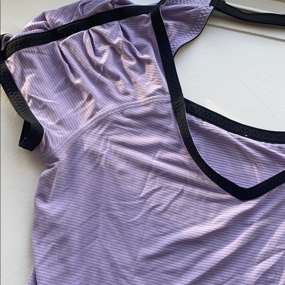 LULULEMON S/S lavender top with ruffle detail - Picture 6 of 8